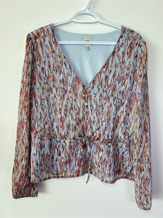 ICHI Tops - ICHI Women’s Size 40 V-Neck Long-Sleeve Blouse in Rust, Light Blue, Cream